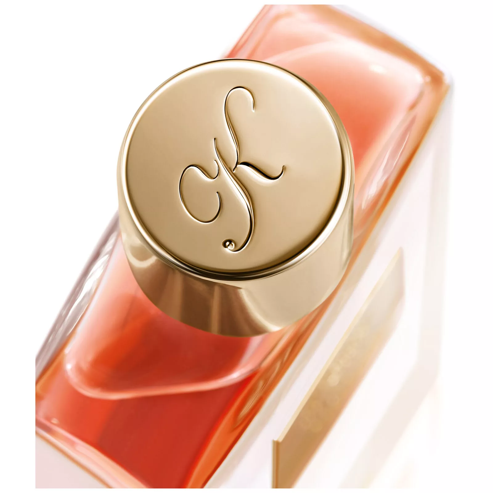 Love Don't Be Shy By  50ML